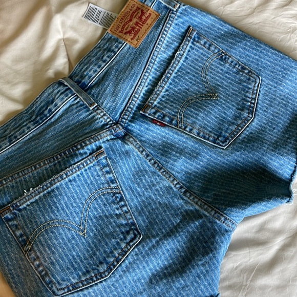 Levi cut off shorts pin stripe - Picture 7 of 7